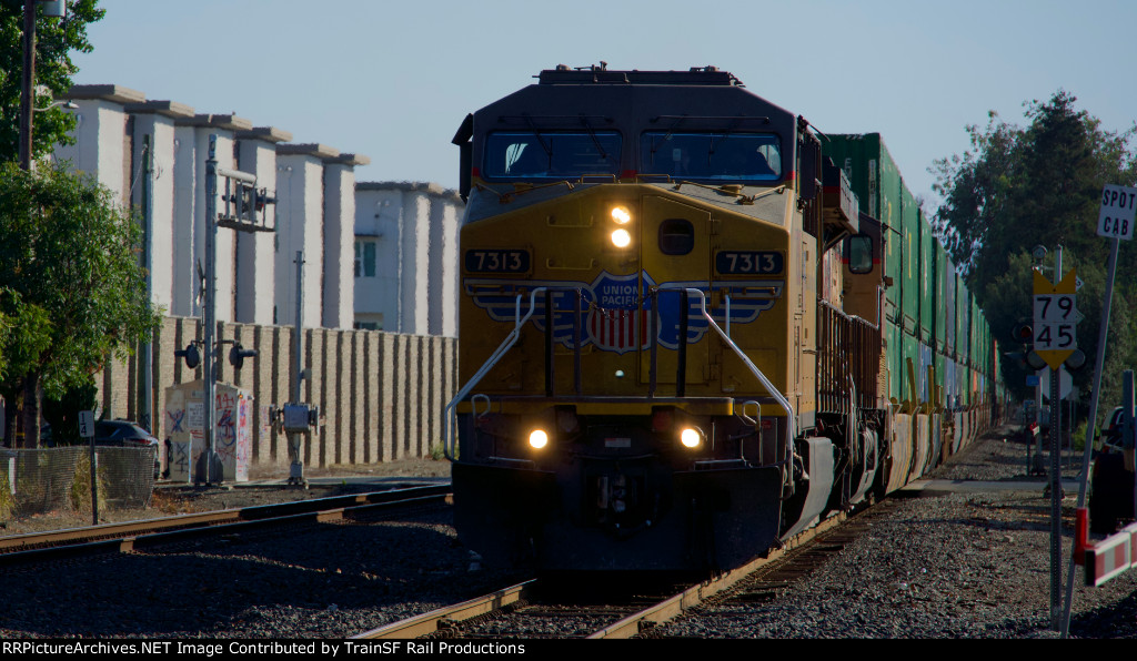 UP 7313 Leads the ILTLT 16